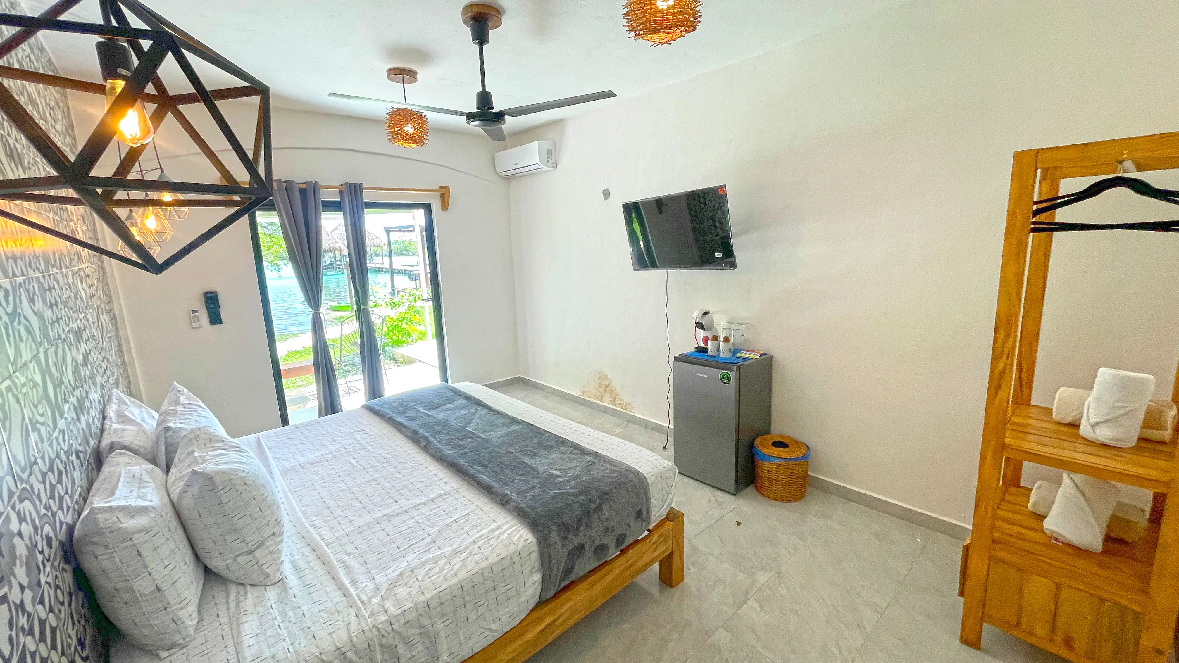 Suite King con Terraza Vista Laguna 5