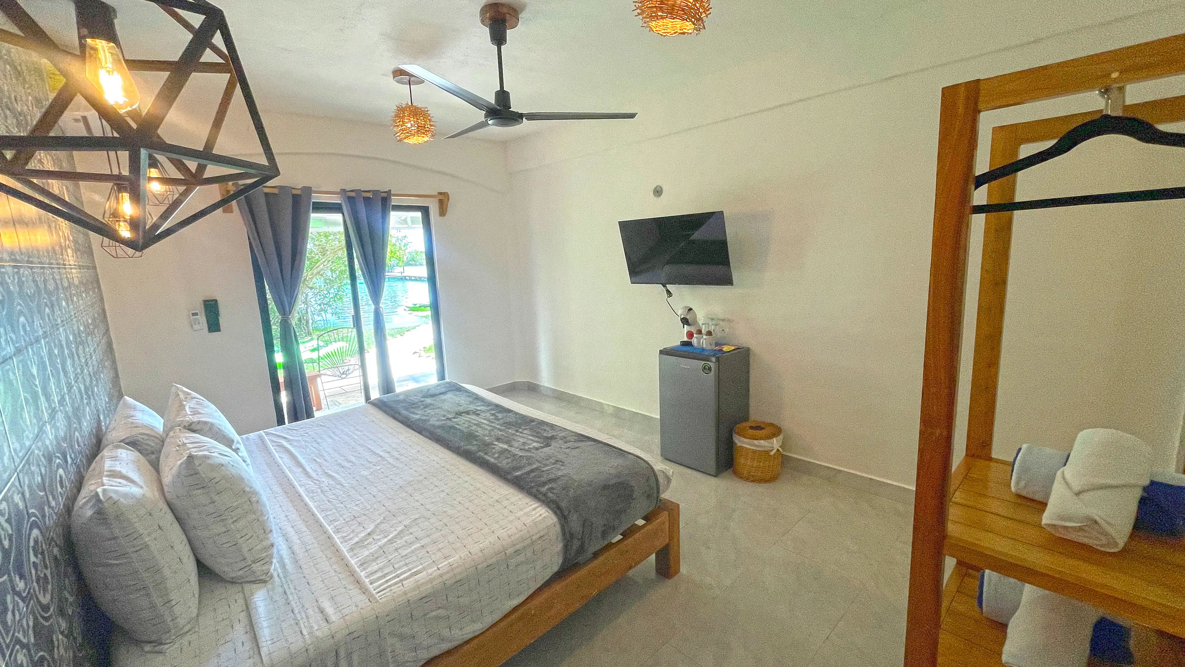 Suite King con Terraza Vista Laguna 2