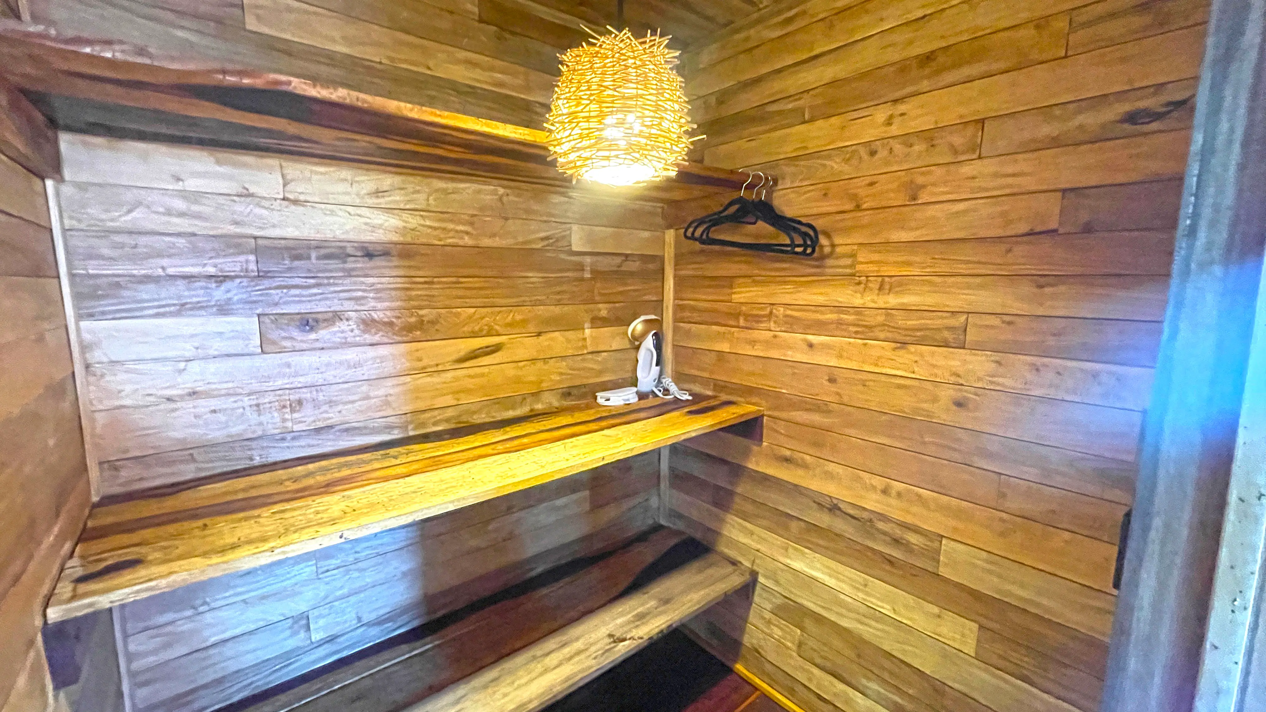 B1 · Bungalow 1 Iguana a pie de Laguna Amazing view 6